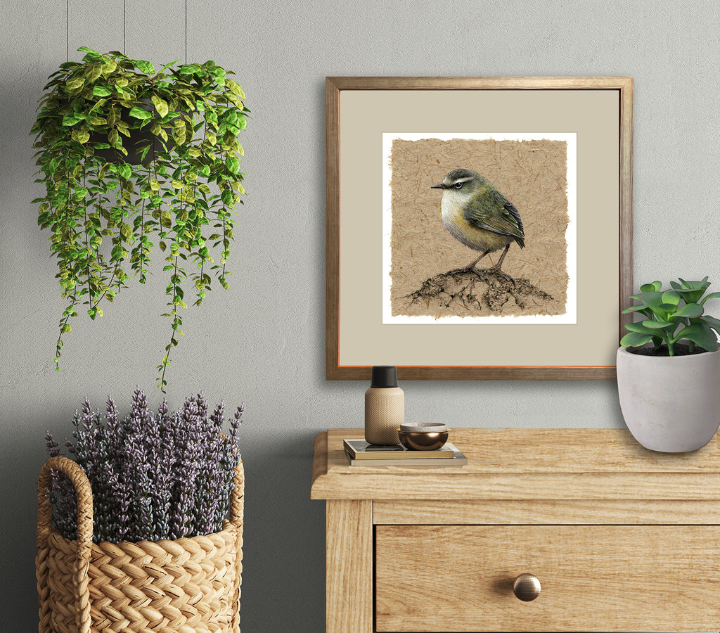 A classic flat frame, works well with natural or light wood furniture